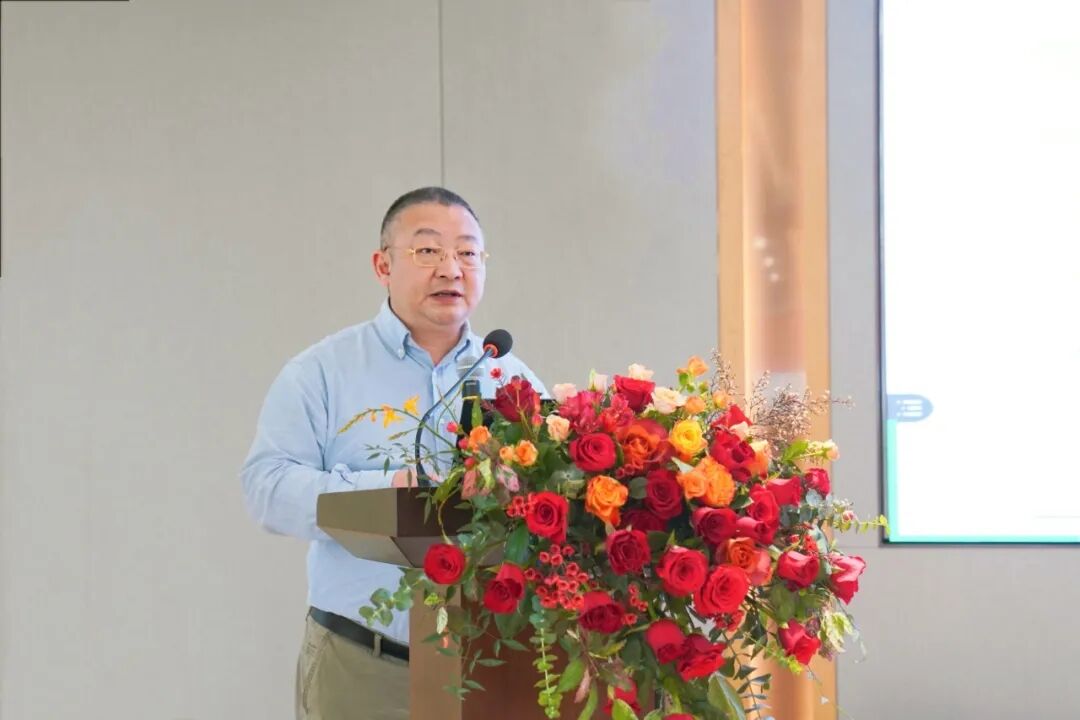 凝心聚力 提速前进——不朽情缘举行2021年一季度经营总结会议4.jpg